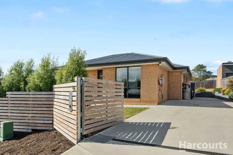 34 Ernest Road, Rokeby TAS 7019