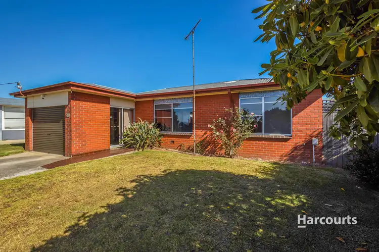 30 Cardigan Street, Somerset TAS 7322