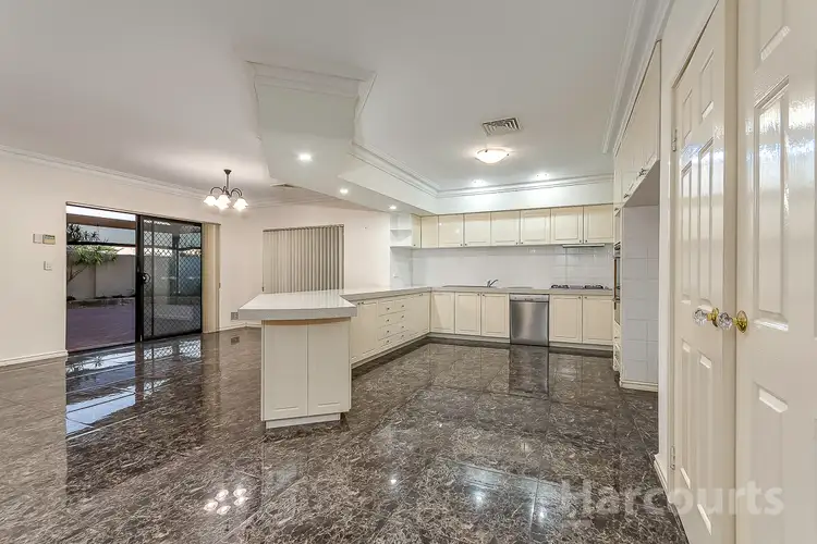 Sixth view of Homely house listing, 2 Regina Loop, Currambine WA 6028