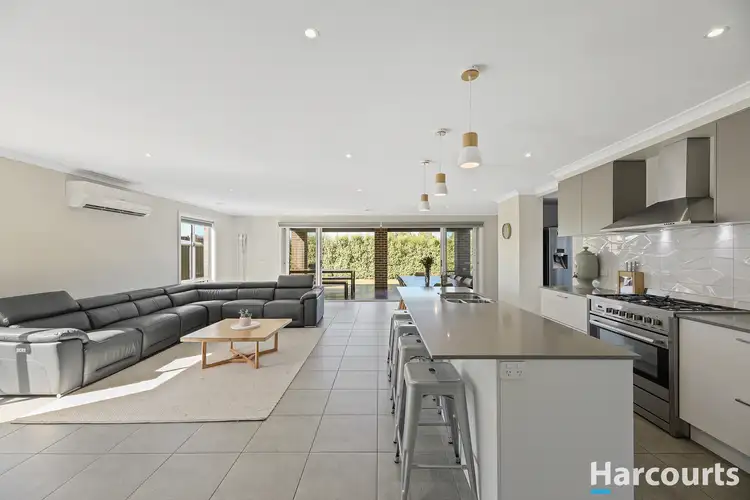 Fourth view of Homely house listing, 8 Minster Avenue, Warragul VIC 3820