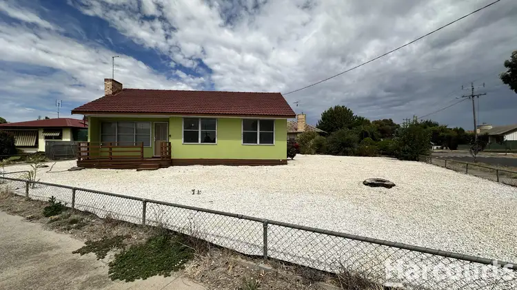 44 Albert Street, Horsham VIC 3400