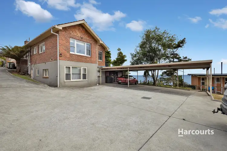 2 Bay Street, Parklands TAS 7320