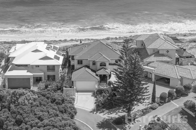15 Magnetic Square, Halls Head WA 6210