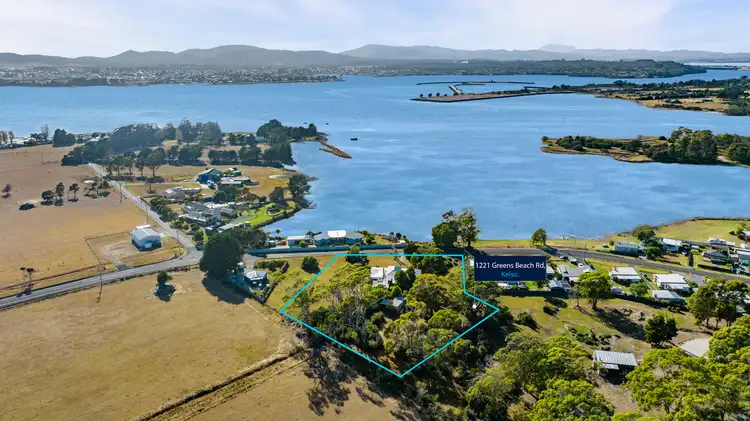 1221 Greens Beach Road, Kelso TAS 7270