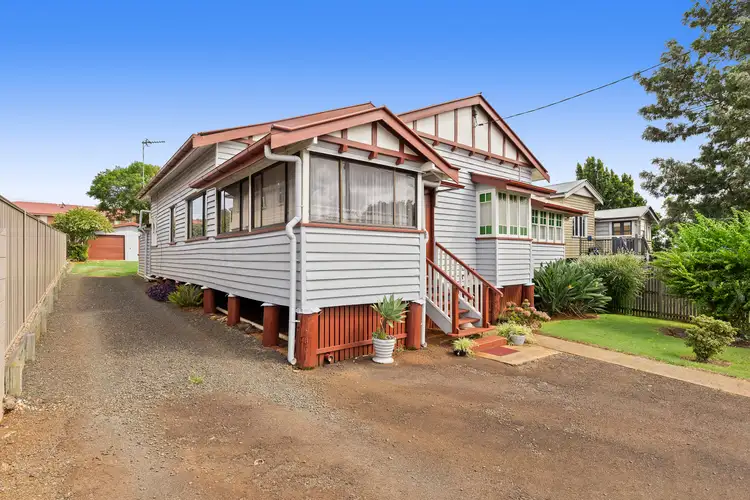 195 West Street, Harristown QLD 4350