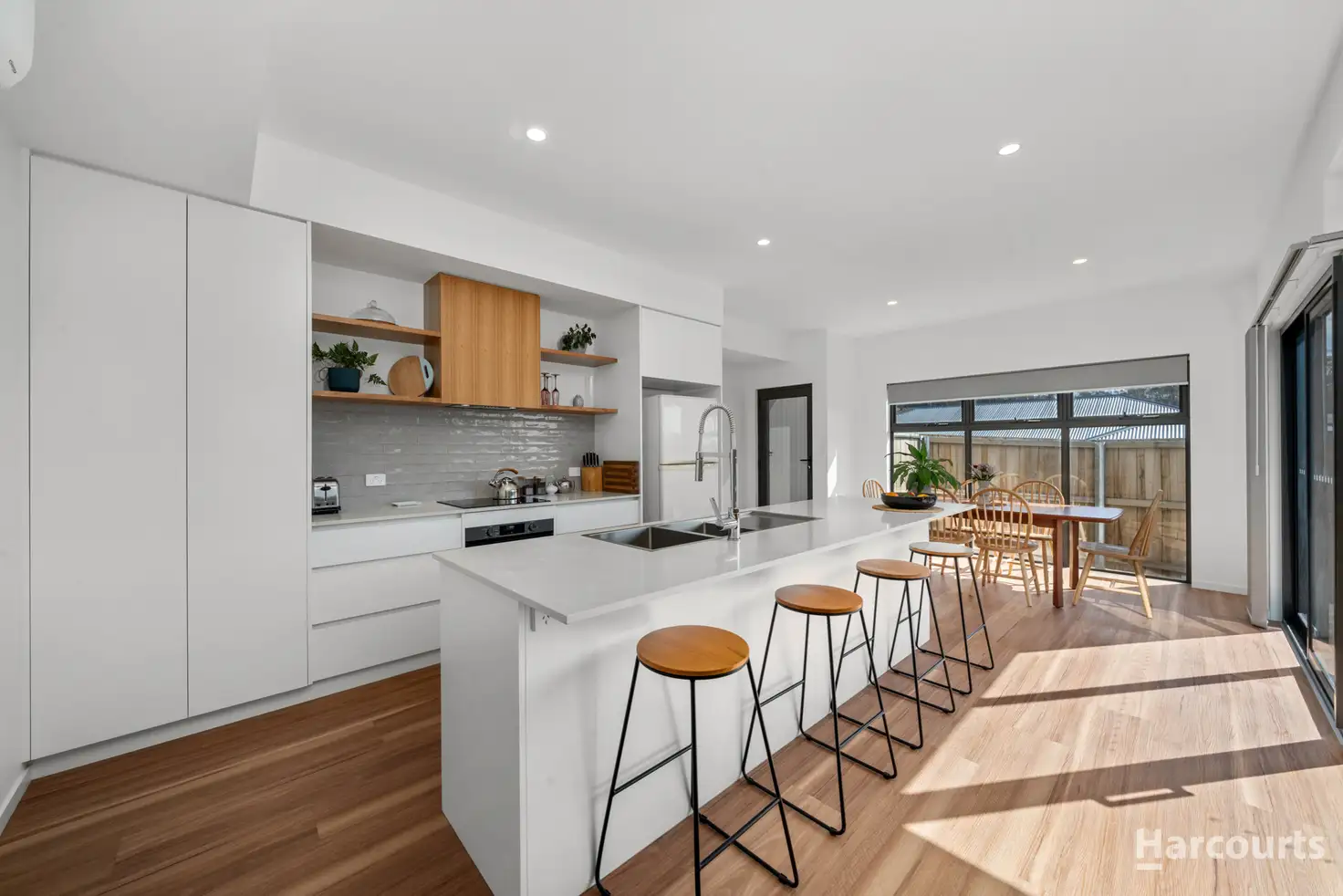 Main view of Homely villa listing, 1/32 Skillion Road, Howrah TAS 7018