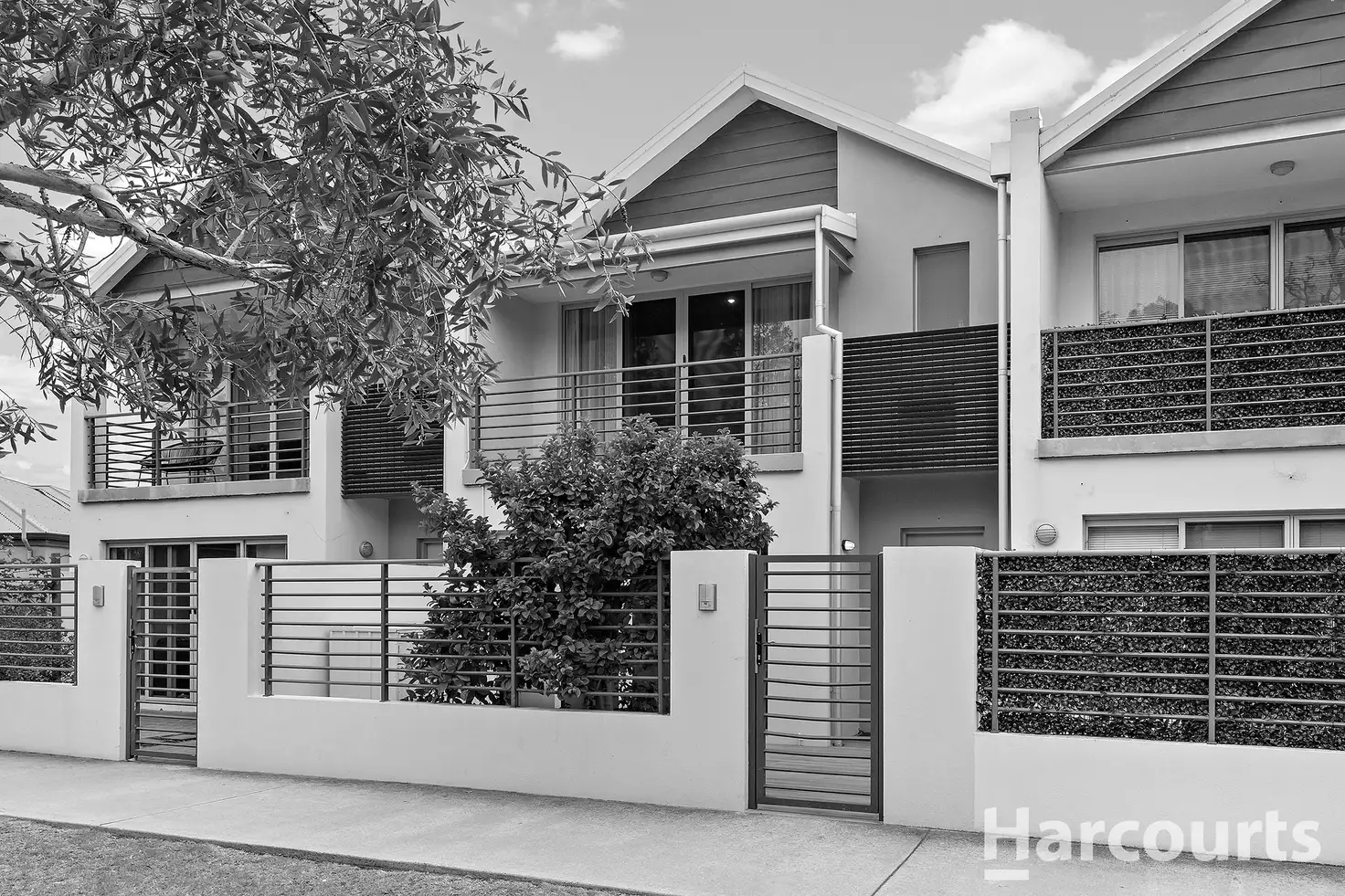 Main view of Homely townhouse listing, 10/5 Bower Drive, Erskine WA 6210