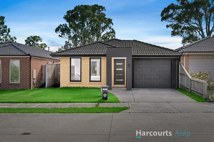 Main view of Homely house listing, 5 Beaver Terrace, Lynbrook VIC 3975