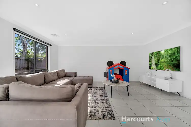Fourth view of Homely house listing, 5 Beaver Terrace, Lynbrook VIC 3975