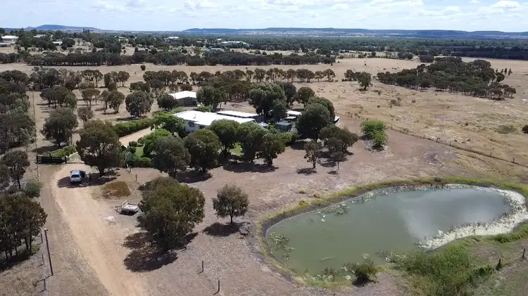 8 LUDWIG DRIVE, Taroom QLD 4420