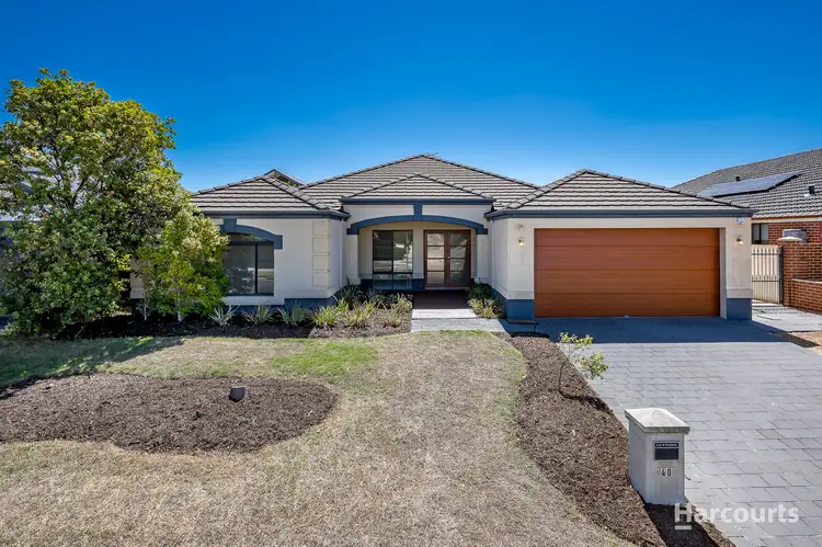 40 Hampshire Drive, Jindalee WA 6036