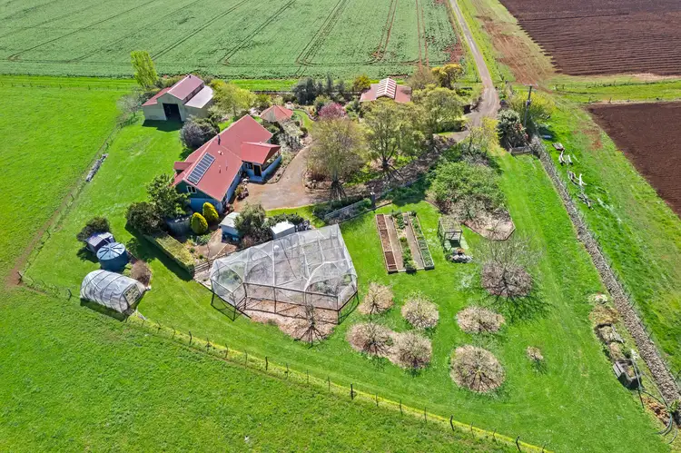 212 Weetah Road, Deloraine TAS 7304