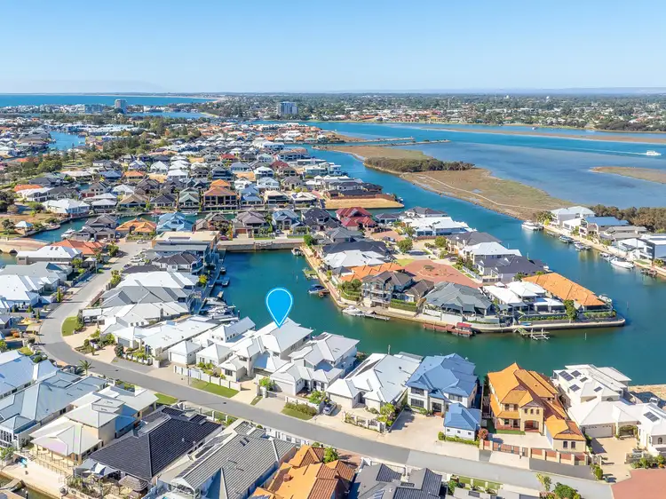 Sixth view of Homely house listing, 30 Ragamuffin Point, Halls Head WA 6210
