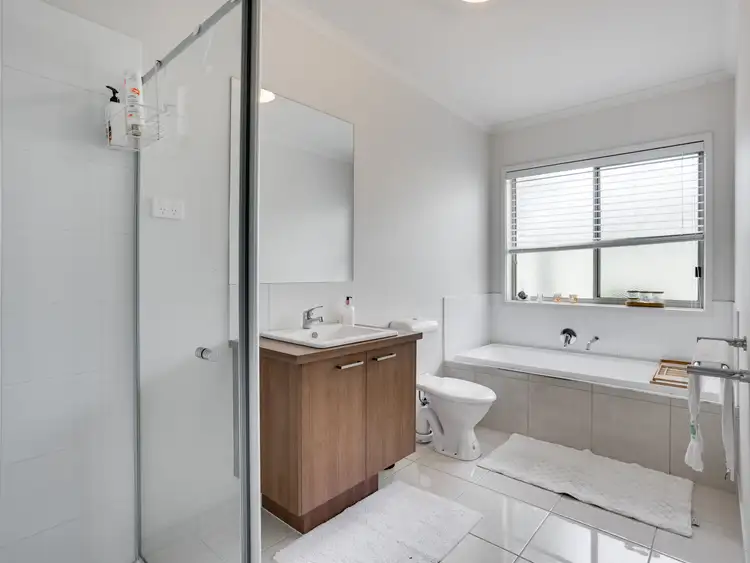 Sixth view of Homely townhouse listing, 11A Williams Road, Wangaratta VIC 3677