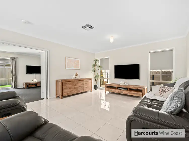 Fifth view of Homely house listing, 31 Edgehill Walk, Noarlunga Downs SA 5168