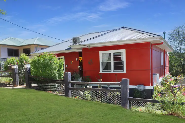 83 Wellington Street, Bombala NSW 2632