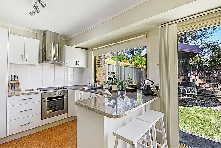 Main view of Homely semi-detached listing, 5/16-22 Hollywood Place, Oxenford QLD 4210