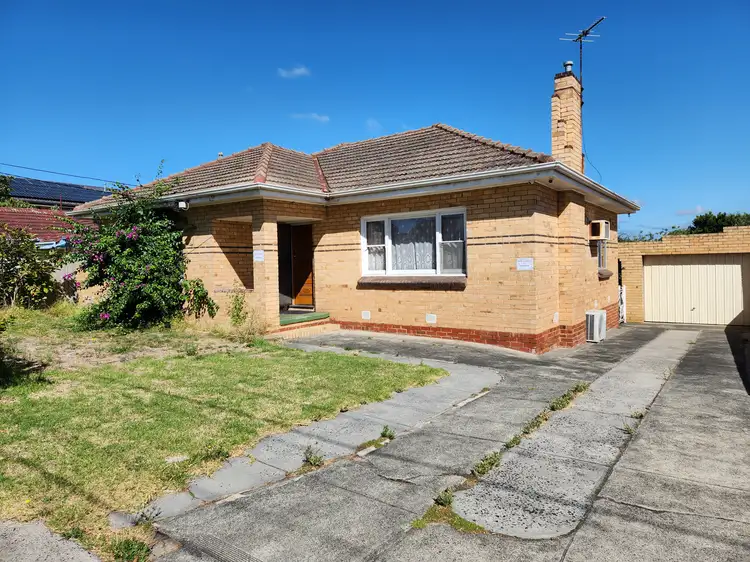 56 St Johns Avenue