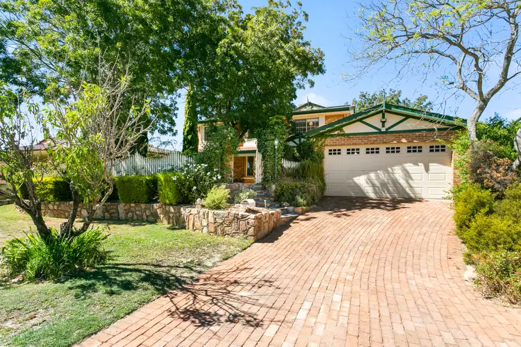 29 Shacklock Crescent, Winthrop WA 6150
