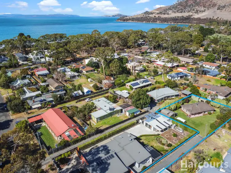 16 Sunways Avenue, Seven Mile Beach TAS 7170