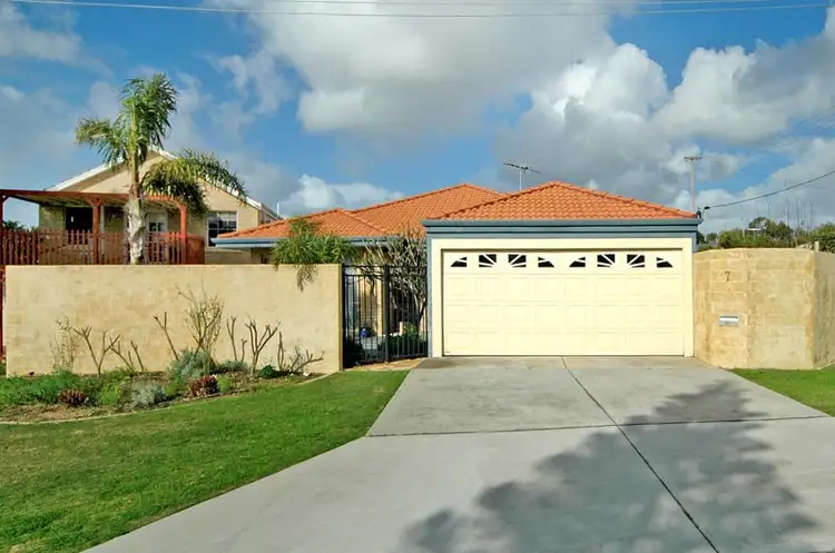 Second view of Homely house listing, 7 Cox Crescent, Quinns Rocks WA 6030