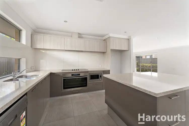 Sixth view of Homely house listing, 5 Barron Turn, South Yunderup WA 6208