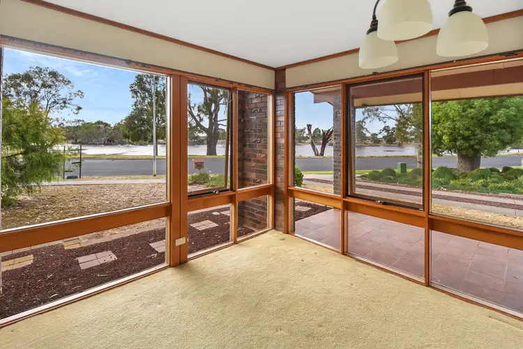 Fourth view of Homely house listing, 10 Menadue Street, Horsham VIC 3400