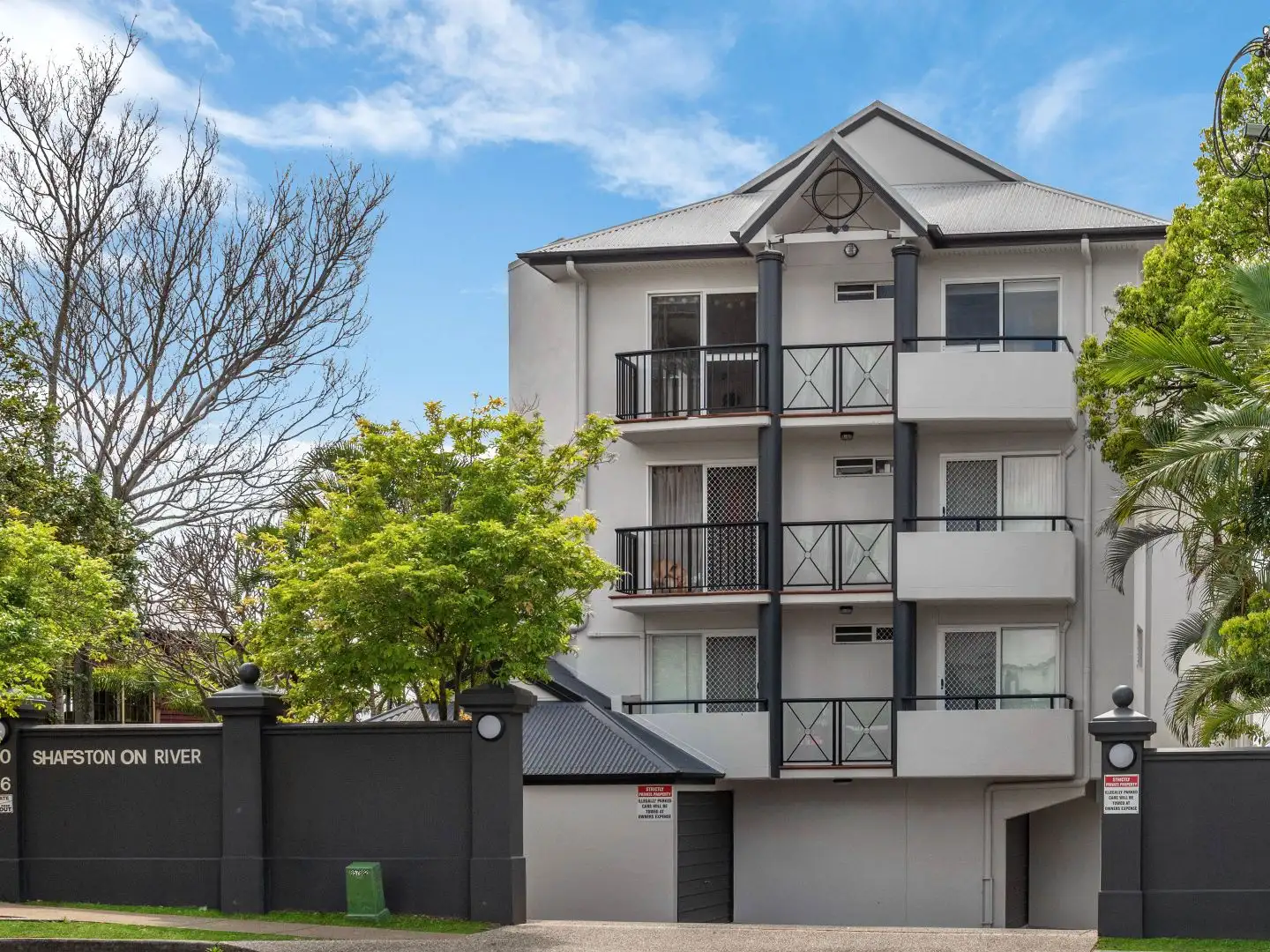 Main view of Homely unit listing, 4/56 Thorn Street, Kangaroo Point QLD 4169