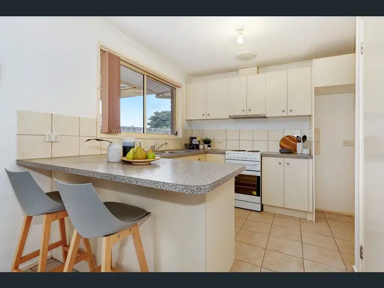 Fourth view of Homely unit listing, 53 Gillingham Crescent, Craigieburn VIC 3064
