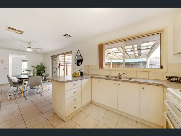 Fifth view of Homely unit listing, 53 Gillingham Crescent, Craigieburn VIC 3064