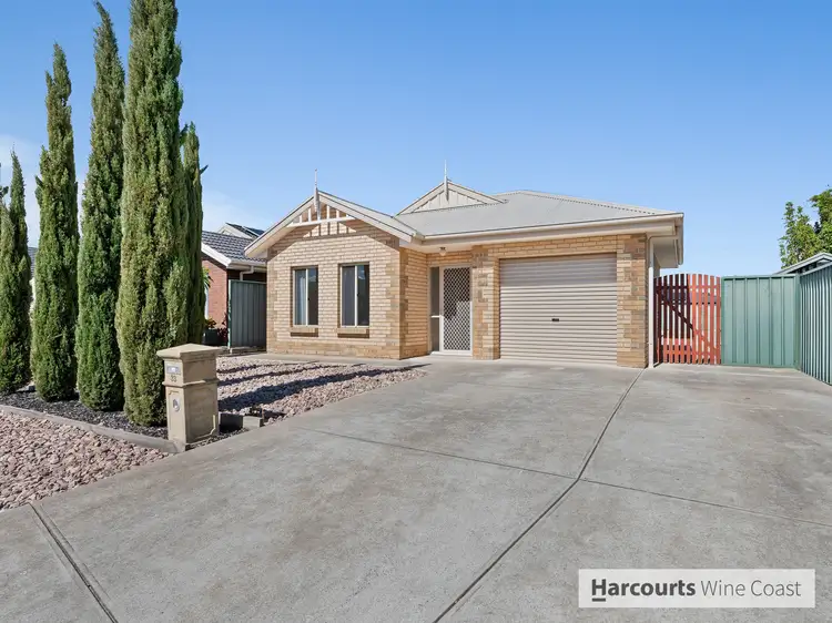 33 Aquamarine Avenue