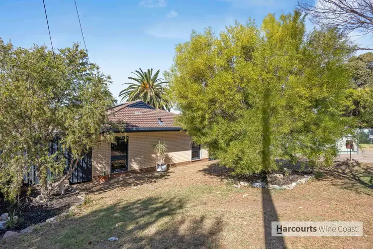 24 Saphire Road