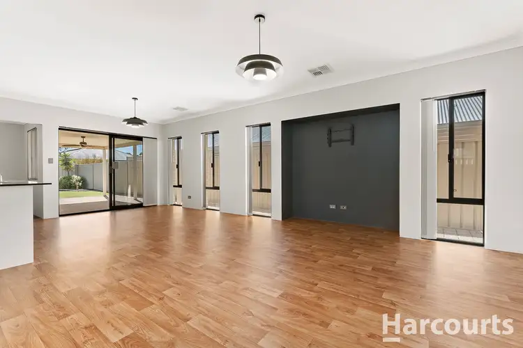 Sixth view of Homely house listing, 3 Sandals Way, Meadow Springs WA 6210