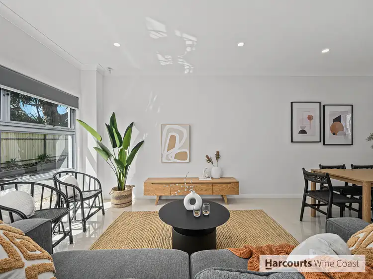 4 Briscoe Street