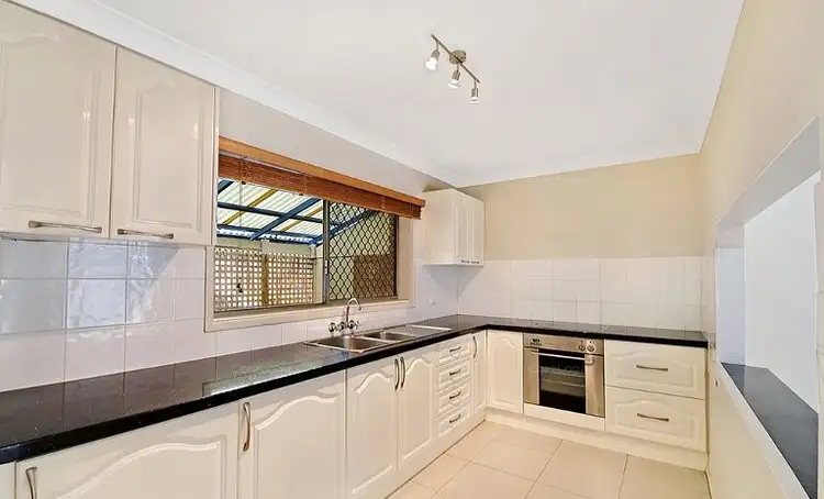 2/18 Central Street, Labrador QLD 4215