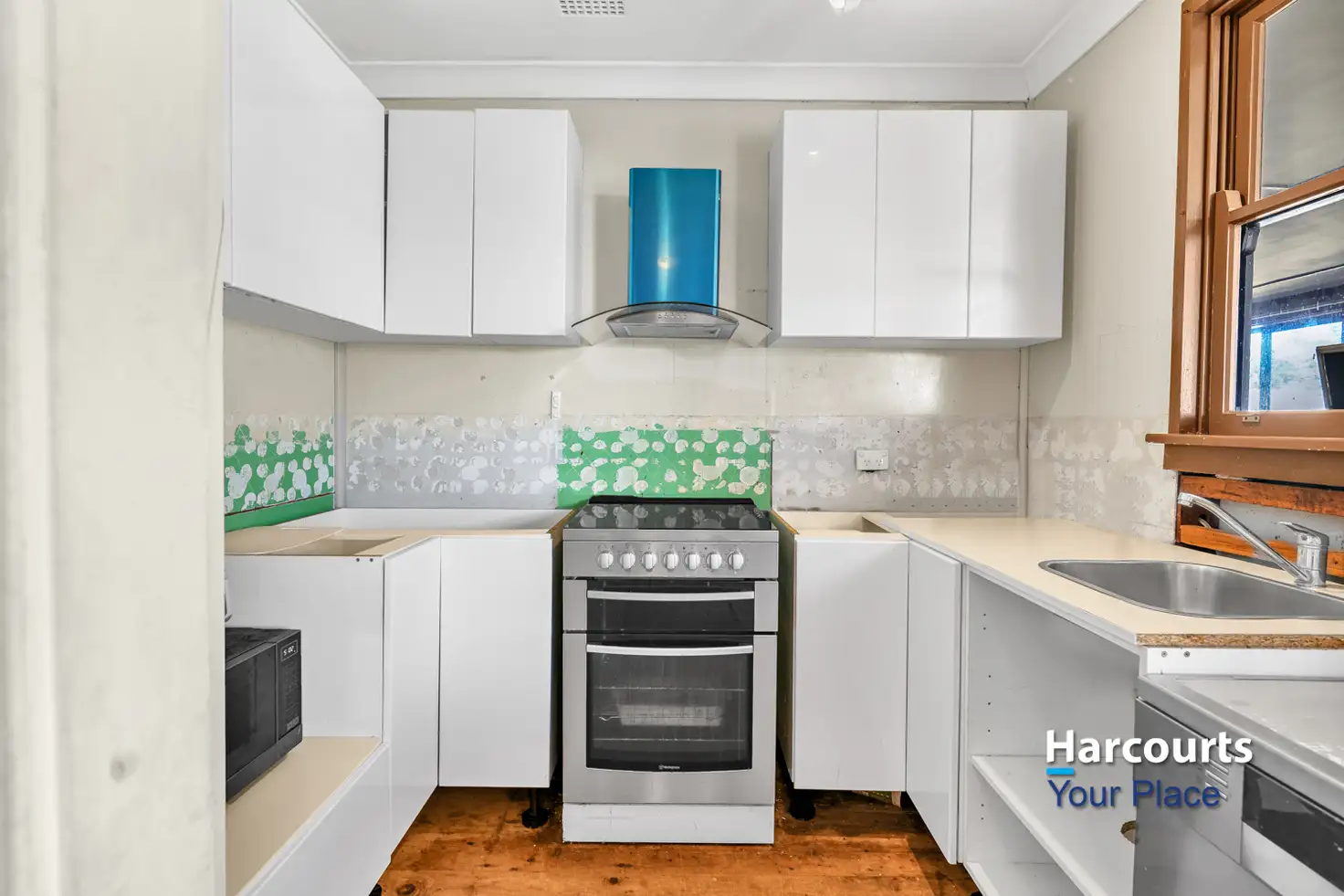 Main view of Homely house listing, 22 Lingayen Avenue, Lethbridge Park NSW 2770