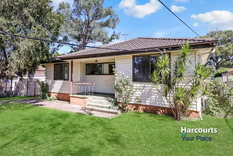 Second view of Homely house listing, 22 Lingayen Avenue, Lethbridge Park NSW 2770