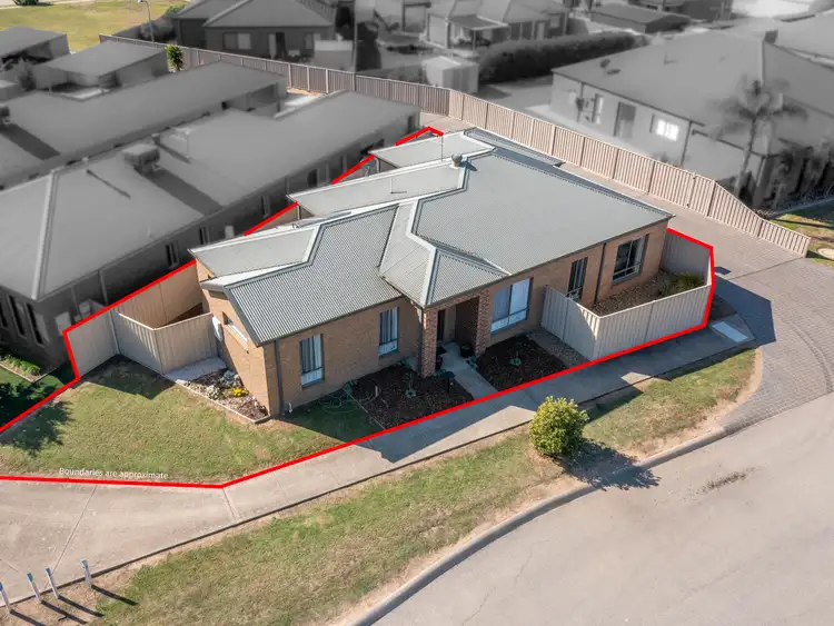 Third view of Homely townhouse listing, 17 Creek View End, Wangaratta VIC 3677