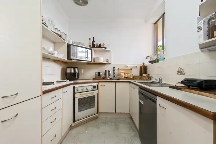 Sixth view of Homely apartment listing, 8/20 Mcilwraith Street, Auchenflower QLD 4066