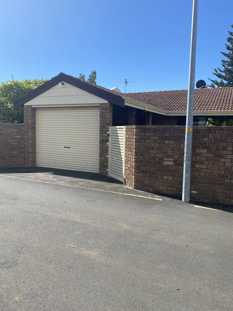 28 Adelaide Street