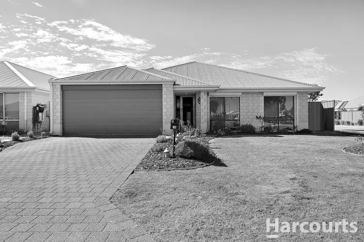 10 Blair Street, South Yunderup WA 6208