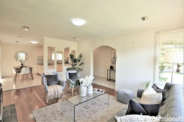 Fourth view of Homely house listing, 8 Greenridge Avenue, Narre Warren VIC 3805