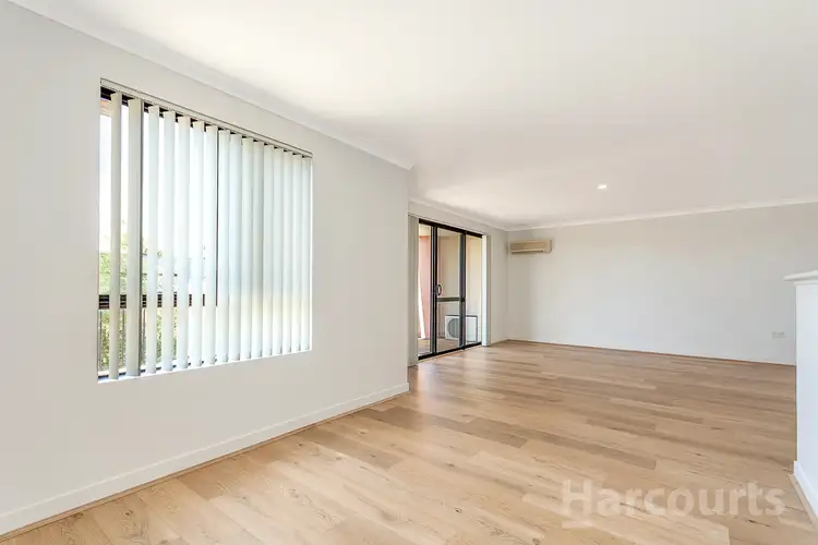 Fifth view of Homely unit listing, 2/8 Wattlebird Loop, Joondalup WA 6027