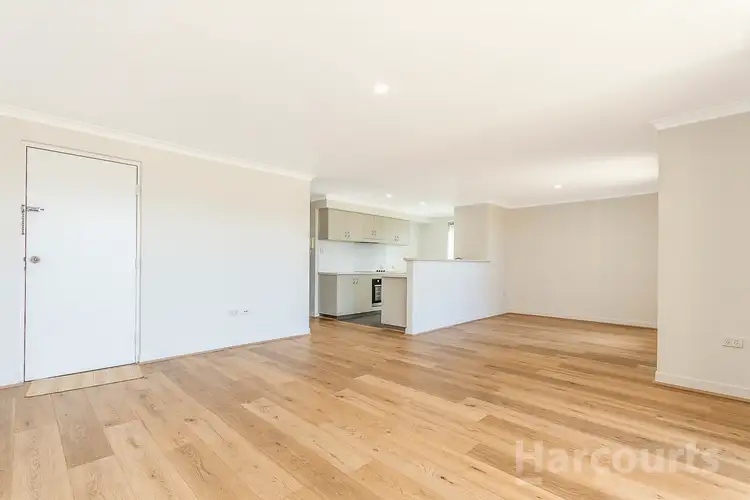 Sixth view of Homely unit listing, 2/8 Wattlebird Loop, Joondalup WA 6027