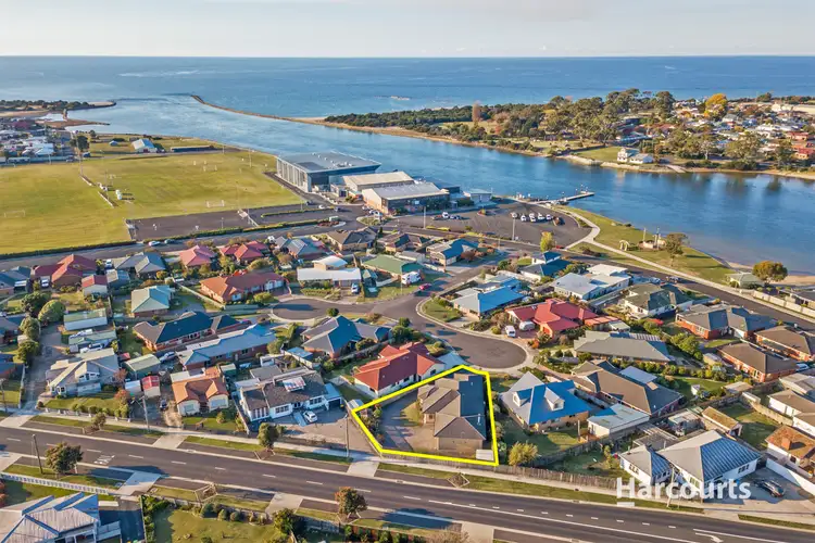 6 Dorothy Place, West Ulverstone TAS 7315