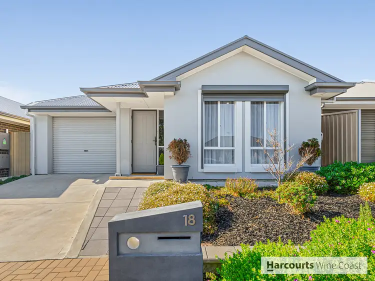 18 Dampier Road, Seaford Meadows SA 5169