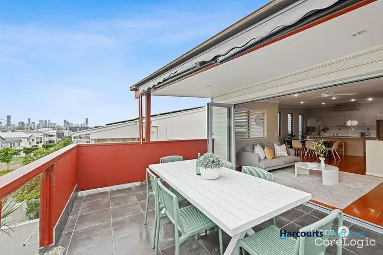 Main view of Homely townhouse listing, 1/94 Stephens Street, Morningside QLD 4170