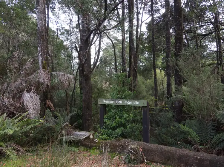 6029074 Alexander Street, Rosebery TAS 7470