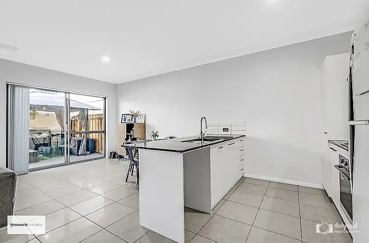 Sixth view of Homely house listing, 4 Discovery Vista, The Vines WA 6069