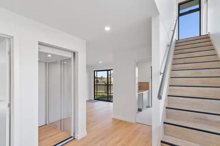 1/14 Heather Place, St Helens TAS 7216